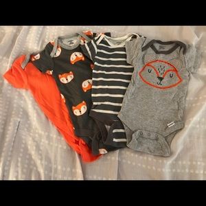 Gerber fox 3-6 month onesies. Worn once.